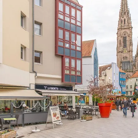 Cozy In Close To Shops Lägenhet Mulhouse